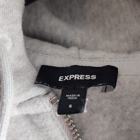 Express Light Gray Athletic Shorts And Crop  Pullover - Picture 4 of 5